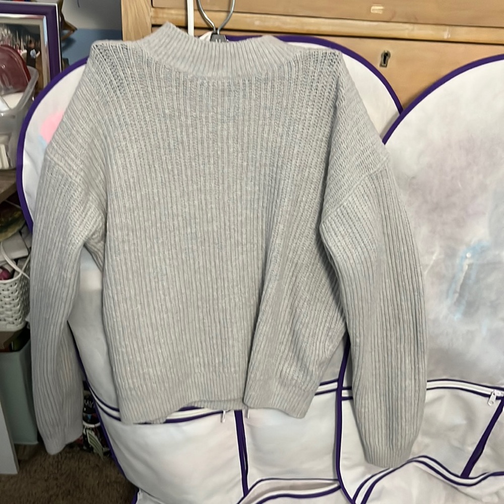 grey sweater